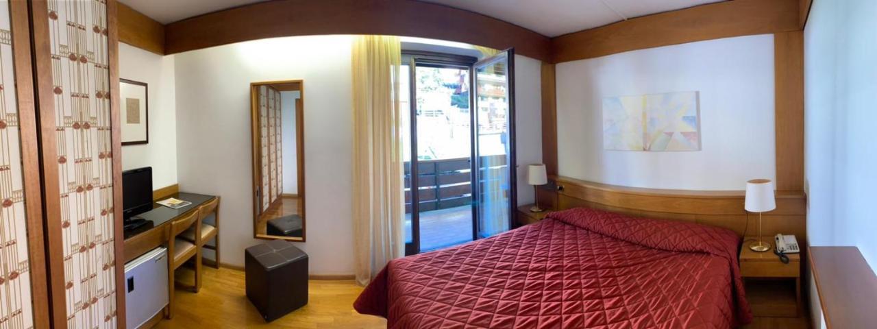 Hotel Cristallo Madonna Habitación foto
