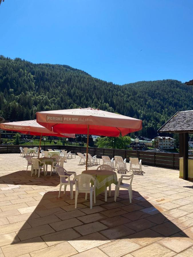 Hotel Cristallo Madonna Exterior foto